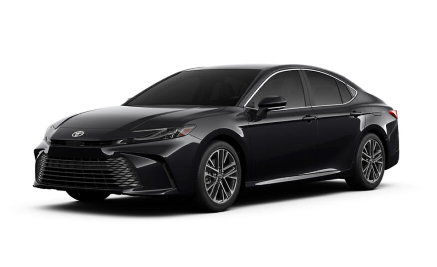 2025 Toyota Camry SE Hybrid (Front-Wheel Drive)