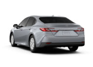 2025 Toyota Camry SE Hybrid (Front-Wheel Drive)