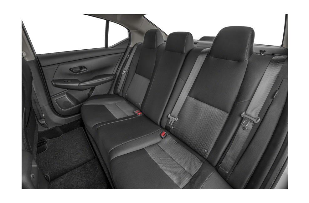 2025 Nissan Sentra SV (Front-Wheel Drive)